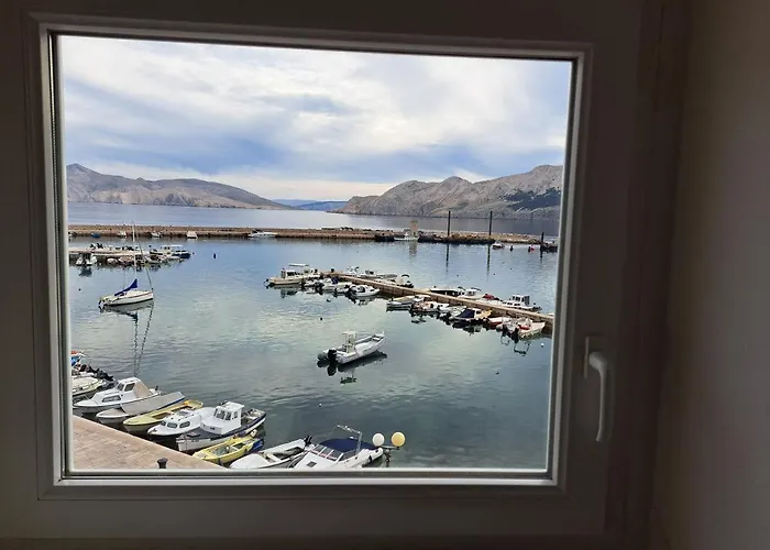 Baska Portside